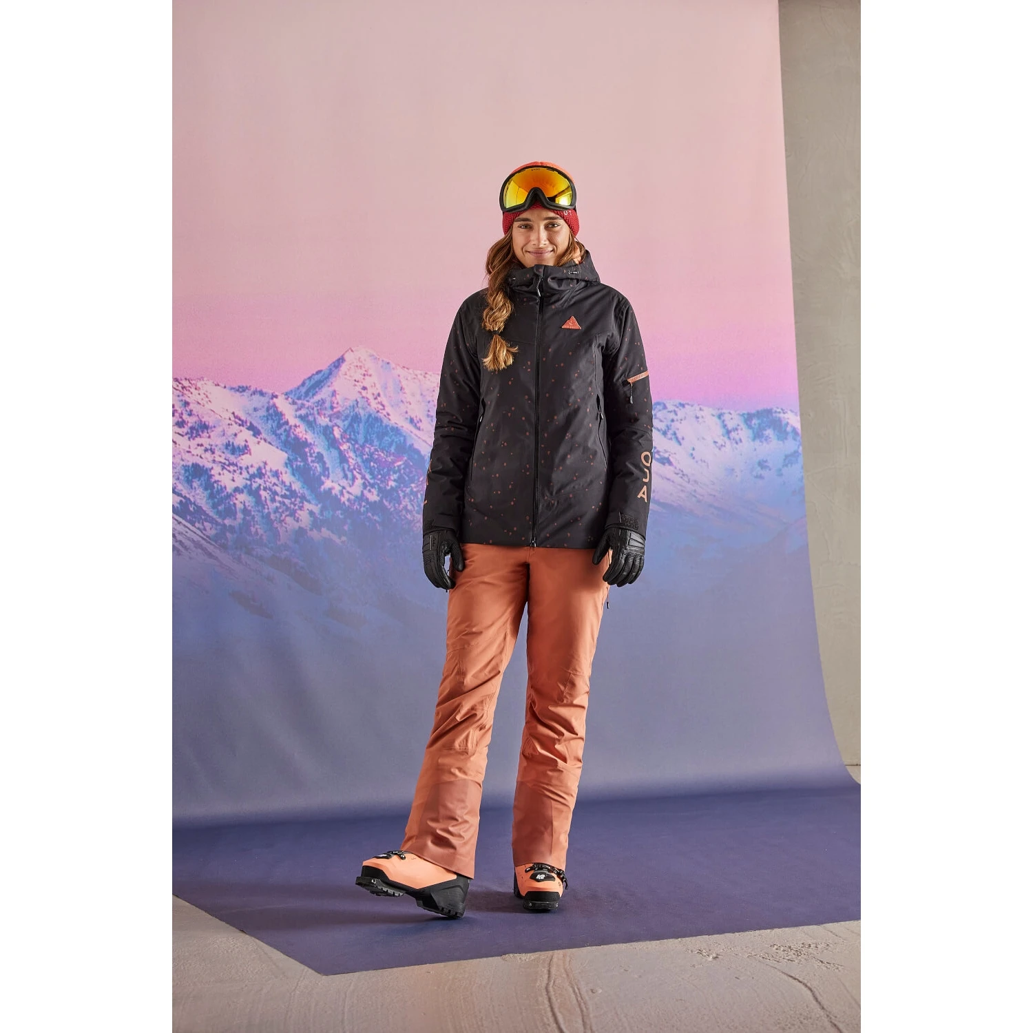 Maloja BuchfinkM. Women's Alpine Insulated Jacket - Midnight 8581 3 Maloja BuchfinkM. Women's Alpine Insulated Jacket - Midnight 8581 - Image 3