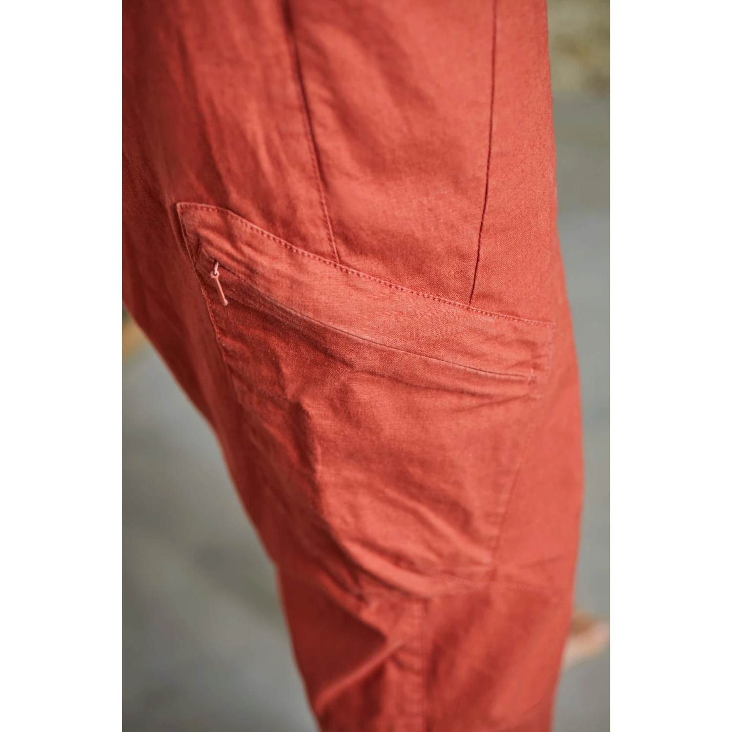 Maloja LaverneM. Women's Boulder Pants - Regular - Amber 7024 8 Maloja LaverneM. Women's Boulder Pants - Regular - Amber 7024 - Image 8