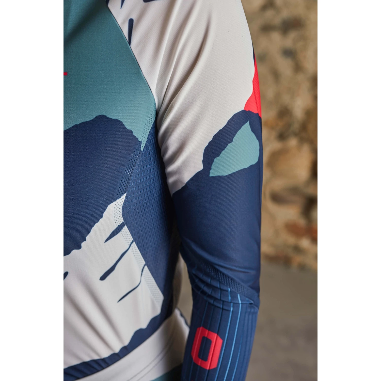 Maloja LohblüteM. Nordic Race Aero Women's Shirt - Midnight Mountain Glow 8809 5 Maloja LohblüteM. Nordic Race Aero Women's Shirt - Midnight Mountain Glow 8809 - Image 5