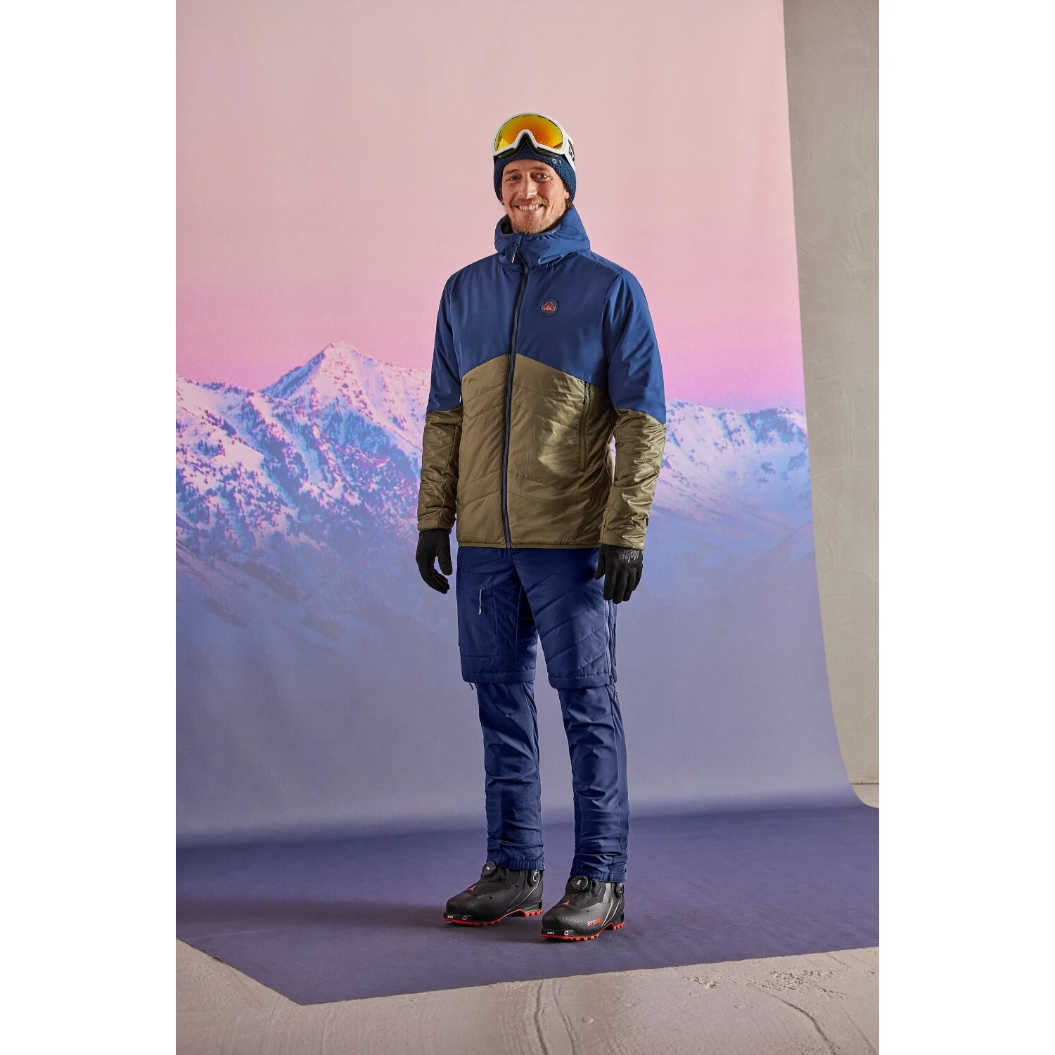 Maloja LurchM. Ski Touring Puffer Shorts - Midnight 8581 3 Maloja LurchM. Ski Touring Puffer Shorts - Midnight 8581 - Image 3