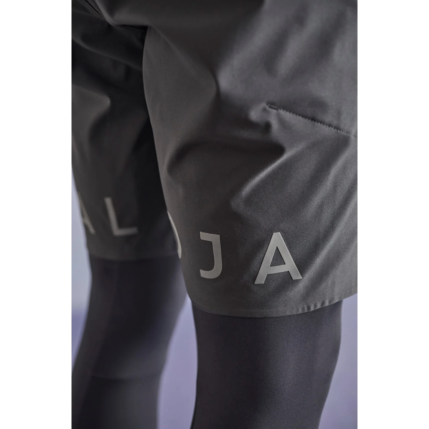 Maloja RunggM. Adventure Softshell Shorts - Midnight 8581 6 Maloja RunggM. Adventure Softshell Shorts - Midnight 8581 - Image 6